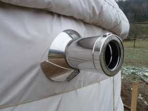 Évacuation des fumées par mur (vue extérieure)