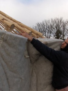 Pose de l'isolant de mur