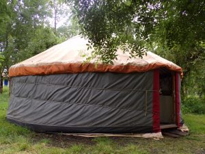 yourte gîte la frenaie